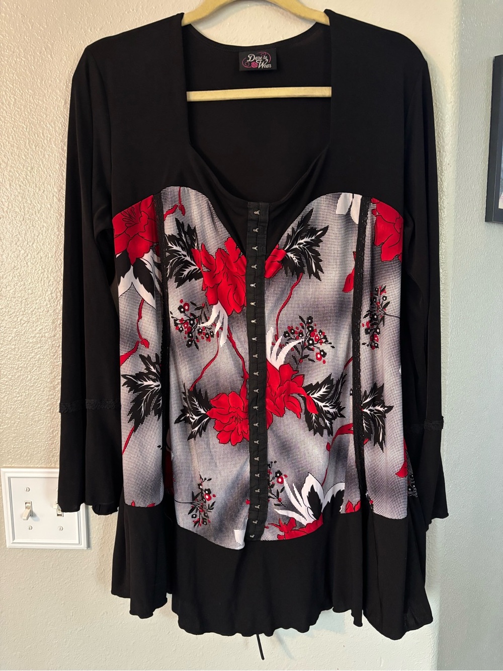 Dare to Wear Red Black Floral Corset Hook & Eye Flare Sleeve Top Plus Size 3X